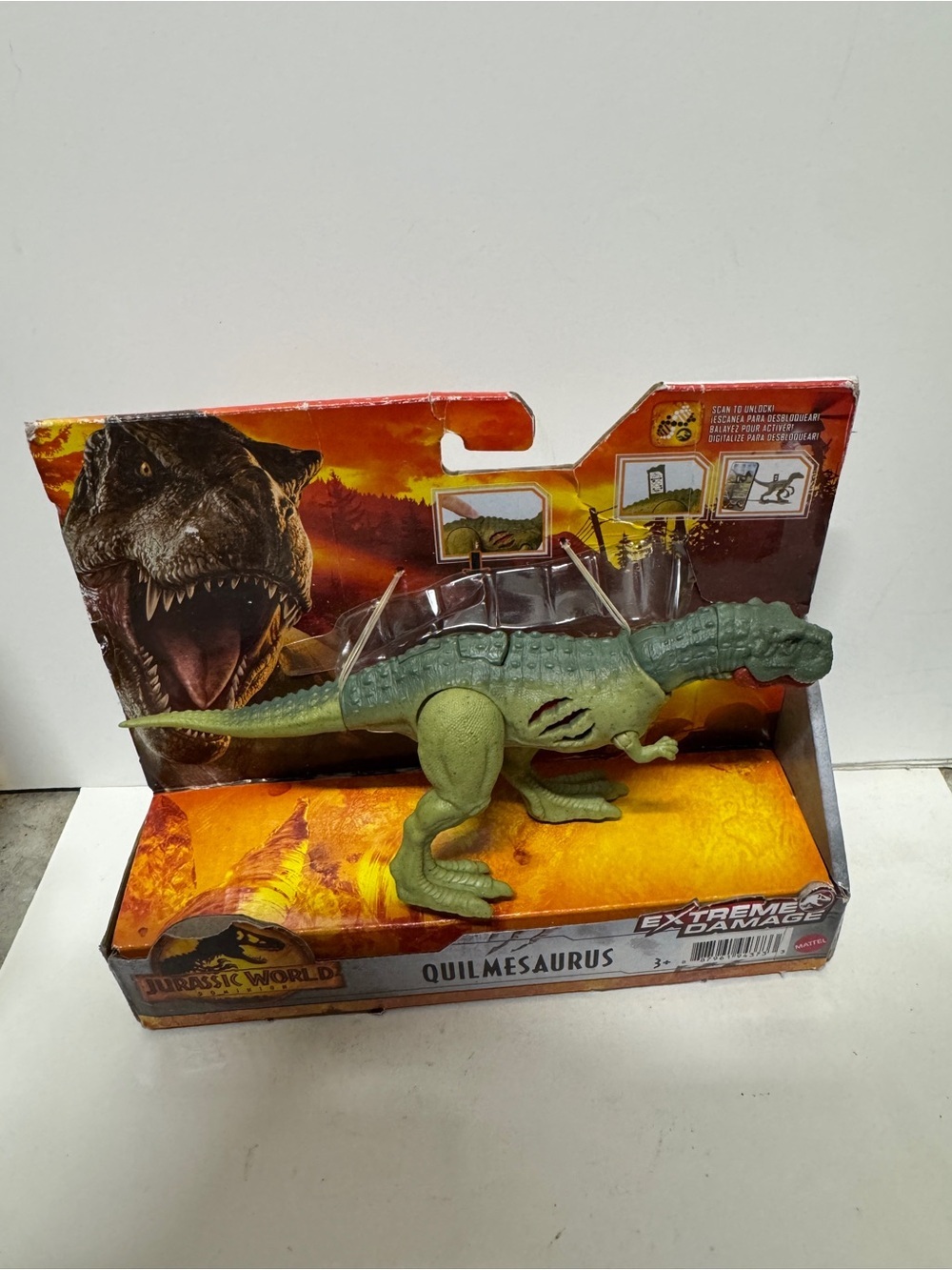 Jurassic World Extreme Damage Quilmesau
Dinosaur Action Figure